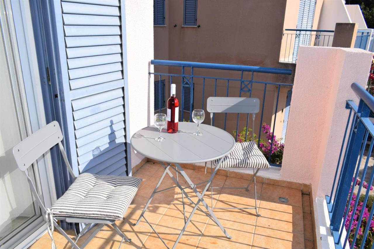 Townhouse In Paradise Gardens パ フォス エクステリア 写真