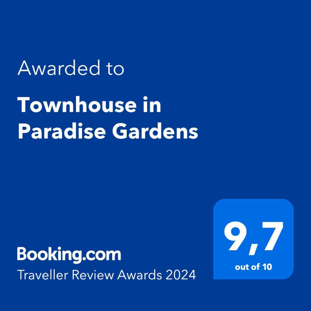 Townhouse In Paradise Gardens パ フォス エクステリア 写真